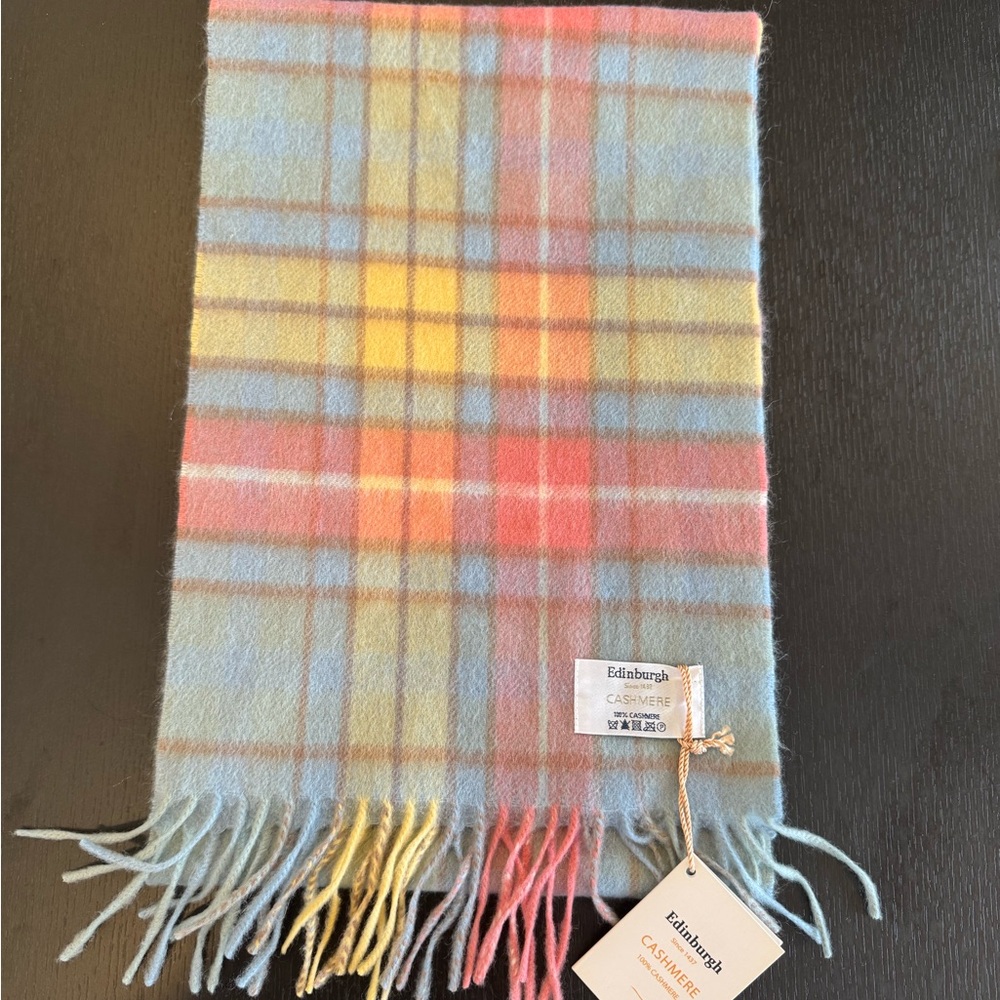 Edinburgh 100% Cashmere Plaid Scarf NWT - Picture 3 of 5